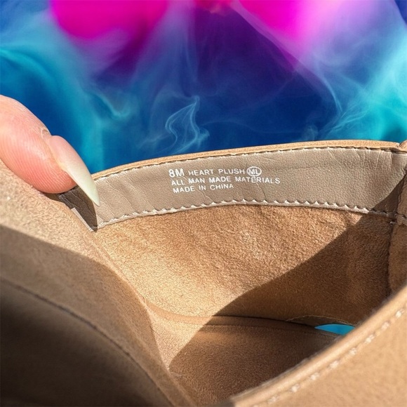 New A2 By Aerosoles Heart Plush Tan Vegan Leather Wedge Slide Sandals Woman's 8 - Picture 6 of 6